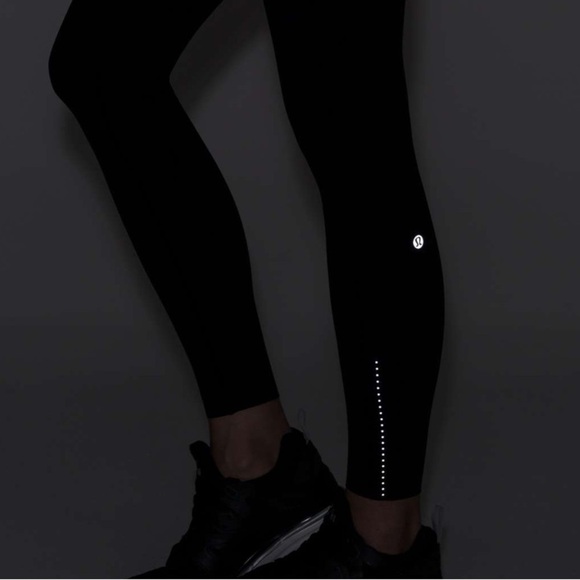 Lululemon Fast & Free Tight Nulux 25" Black - Picture 3 of 15